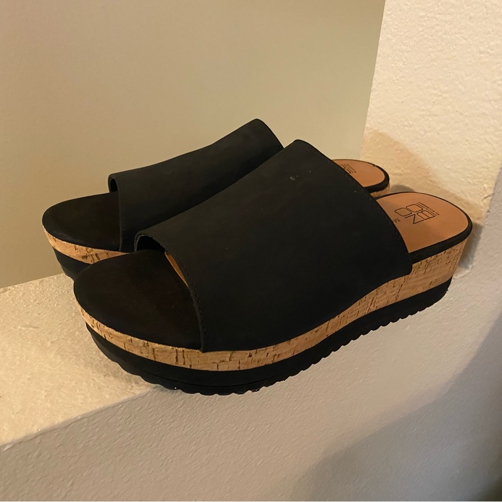 No Boundaries. Black Wedge Slide Sandals. Women’s. Slip On. Size 6. NWOT.